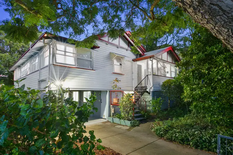 24 Brodie Street, Holland Park West QLD 4121