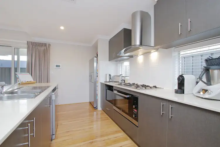 Second view of Homely house listing, 41 Barnevelder Bend, Southern River WA 6110