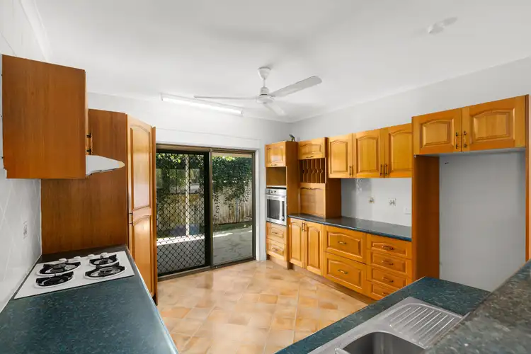 Sixth view of Homely house listing, 2 Witney Close, Edmonton QLD 4869