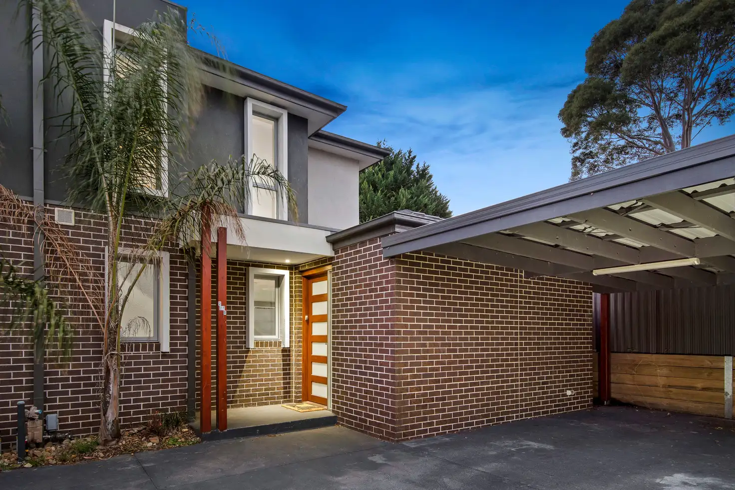 Main view of Homely townhouse listing, 2/27B Eulinga Road, Clarinda VIC 3169