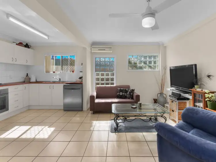 Sixth view of Homely apartment listing, 4/68 Shetland Street, Morningside QLD 4170