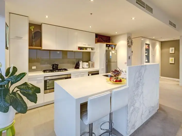 Third view of Homely apartment listing, 1601/572 St Kilda Road, Melbourne VIC 3004