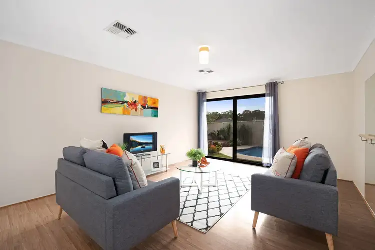 Fourth view of Homely house listing, 8 Stanley Close, Bolwarra Heights NSW 2320