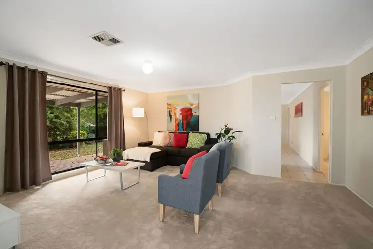Fifth view of Homely house listing, 8 Stanley Close, Bolwarra Heights NSW 2320