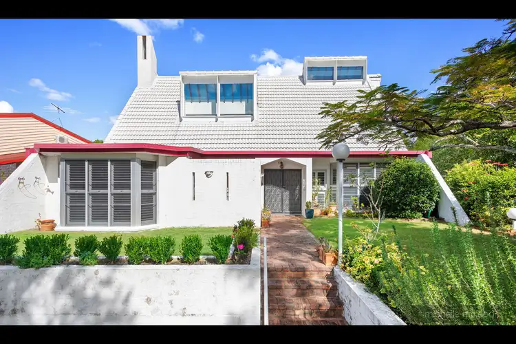 34 Merrilyn Street, Chapel Hill QLD 4069