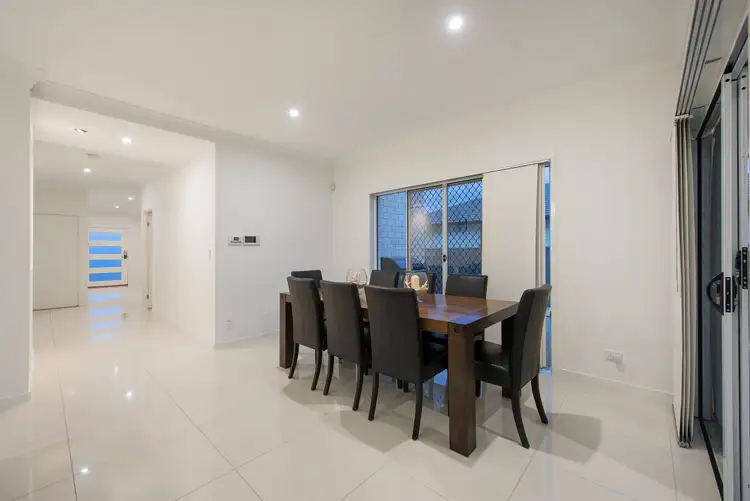 Fifth view of Homely house listing, 16 Brockmia Close, Underwood QLD 4119