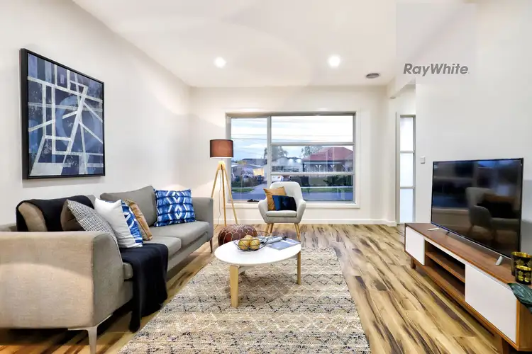 Fourth view of Homely unit listing, 1/40 Banksia Grove, Tullamarine VIC 3043
