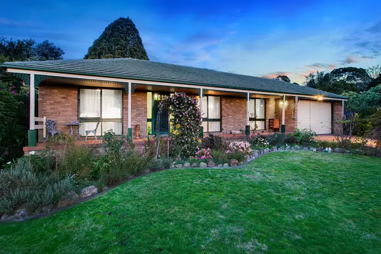 6 Lansvale Court, Frankston VIC 3199