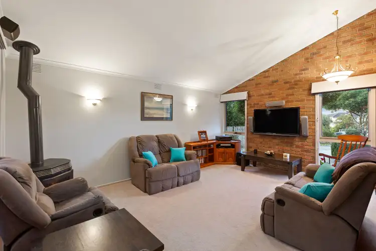 Fifth view of Homely house listing, 9 Helsal Court, Frankston VIC 3199