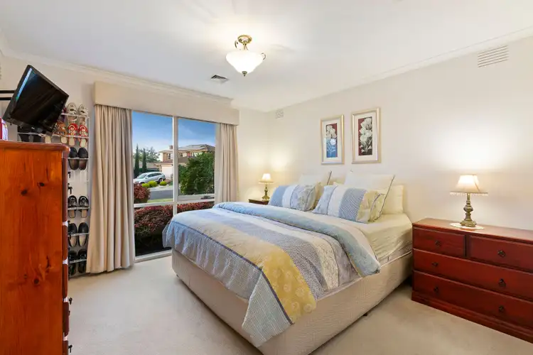 Sixth view of Homely house listing, 9 Helsal Court, Frankston VIC 3199