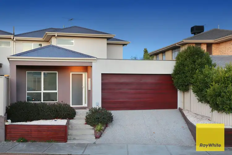 2/45 Lennon Boulevard, Point Cook VIC 3030