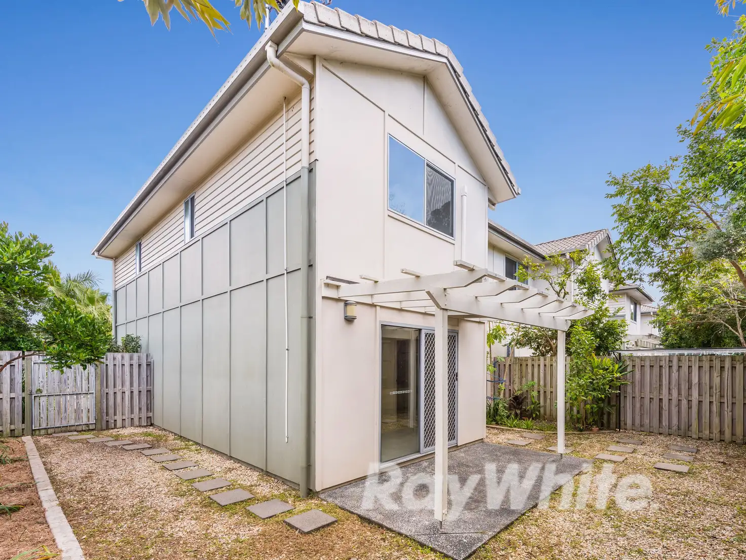 Main view of Homely townhouse listing, 1/23-27 Garfield Road, Woodridge QLD 4114