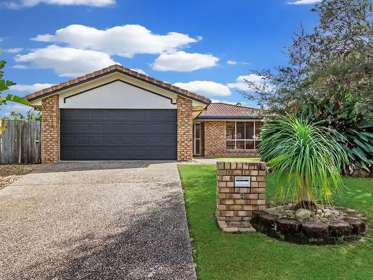 6 Kingman Court, Pacific Pines QLD 4211