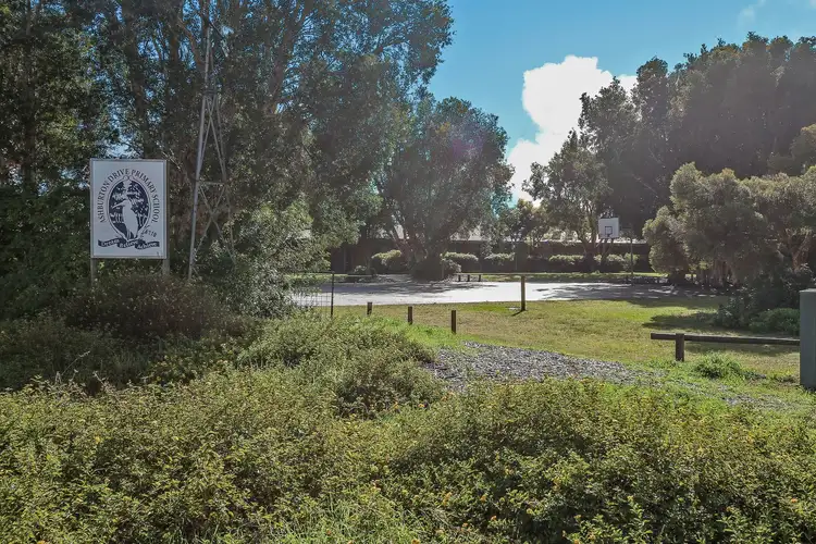 Fifth view of Homely house listing, 1 Nullagine Way, Gosnells WA 6110