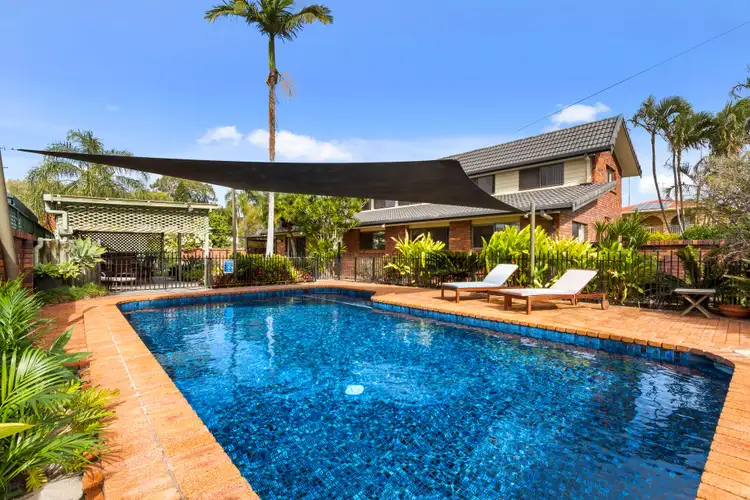 20 Simbai Street, Runaway Bay QLD 4216