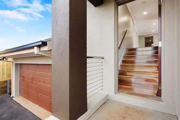 Second view of Homely house listing, 20 Leura Street, Drouin VIC 3818