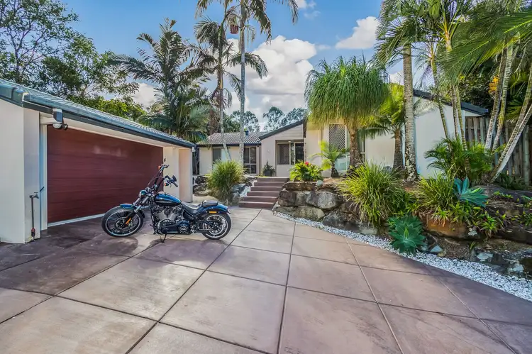7 Stradbroke Drive, Little Mountain QLD 4551