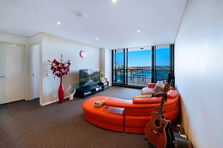 1707/2 Aqua Street, Southport QLD 4215