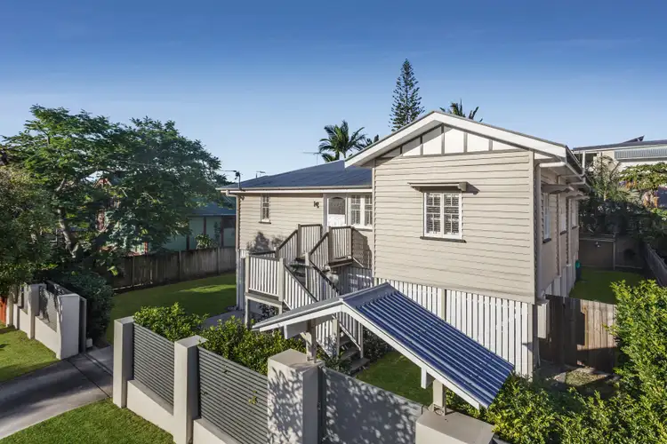 77 Eighth Avenue, Wilston QLD 4051