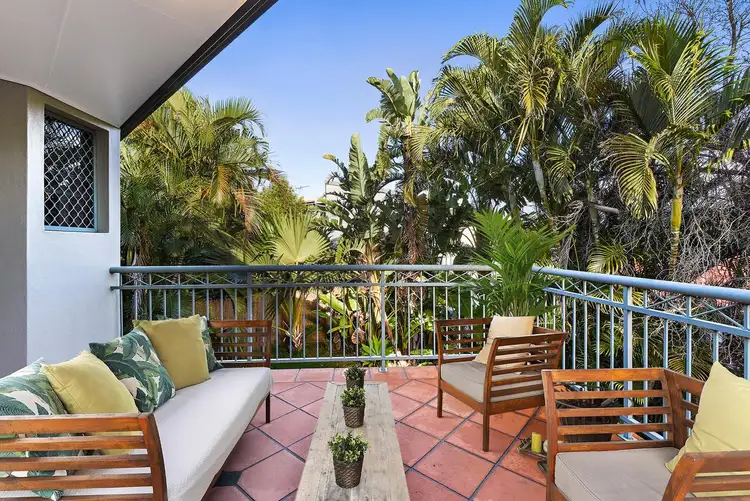 6/68 Miles Street, Hawthorne QLD 4171