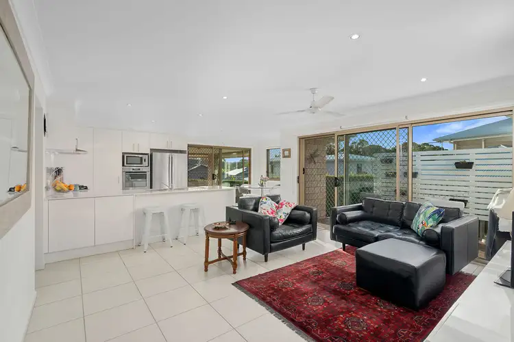 3 Beacon Court, Elanora QLD 4221