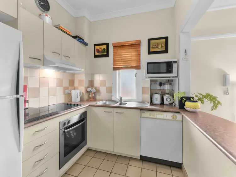 Fourth view of Homely apartment listing, 5/263 Gregory Terrace, Spring Hill QLD 4000