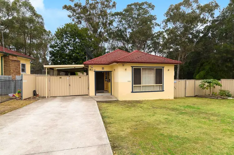 41 Quest Avenue, Carramar NSW 2163
