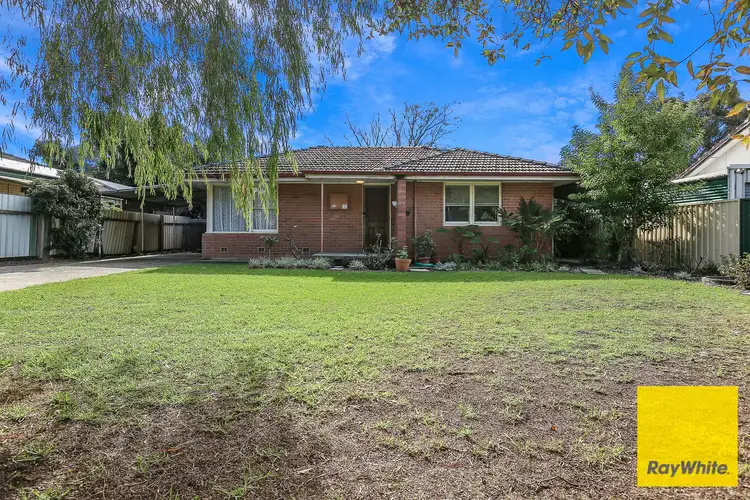 33 Weddall Road, Lockridge WA 6054