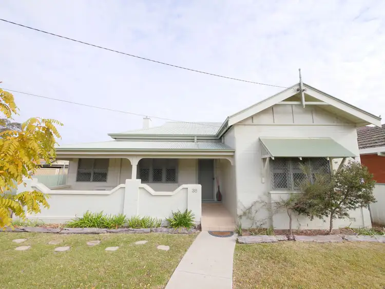 38 Fitzroy Avenue, Cowra NSW 2794