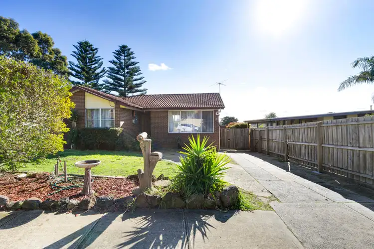 11 Whitewood Street, Frankston North VIC 3200