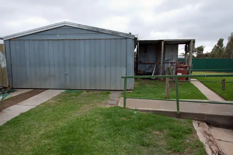 Fourth view of Homely house listing, 3 Storer Court, Swan Hill VIC 3585