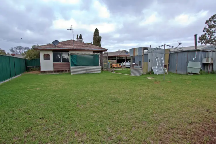 Fifth view of Homely house listing, 3 Storer Court, Swan Hill VIC 3585