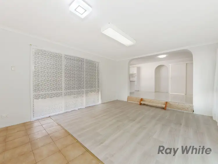 Fifth view of Homely house listing, 24 Glenmaggie Drive, St Albans VIC 3021