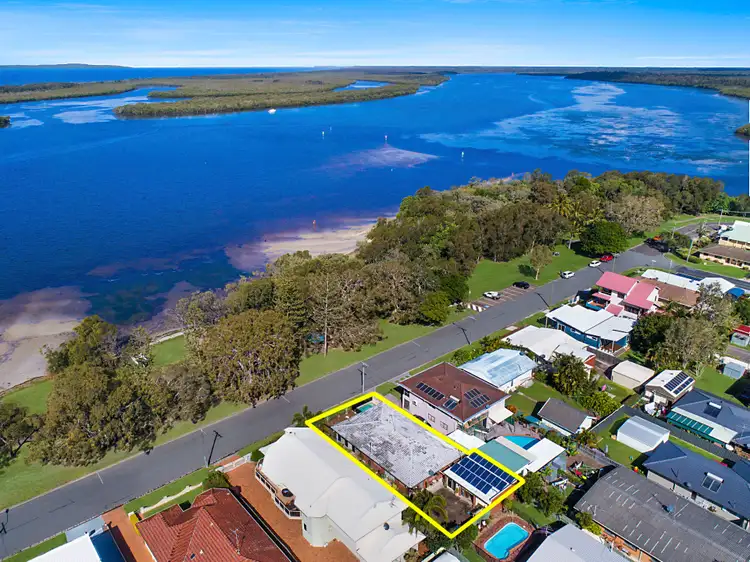 170 Golden Beach Esplanade, Golden Beach QLD 4551