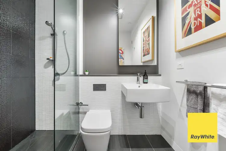 Fifth view of Homely apartment listing, 8/162a High Street, Windsor VIC 3181