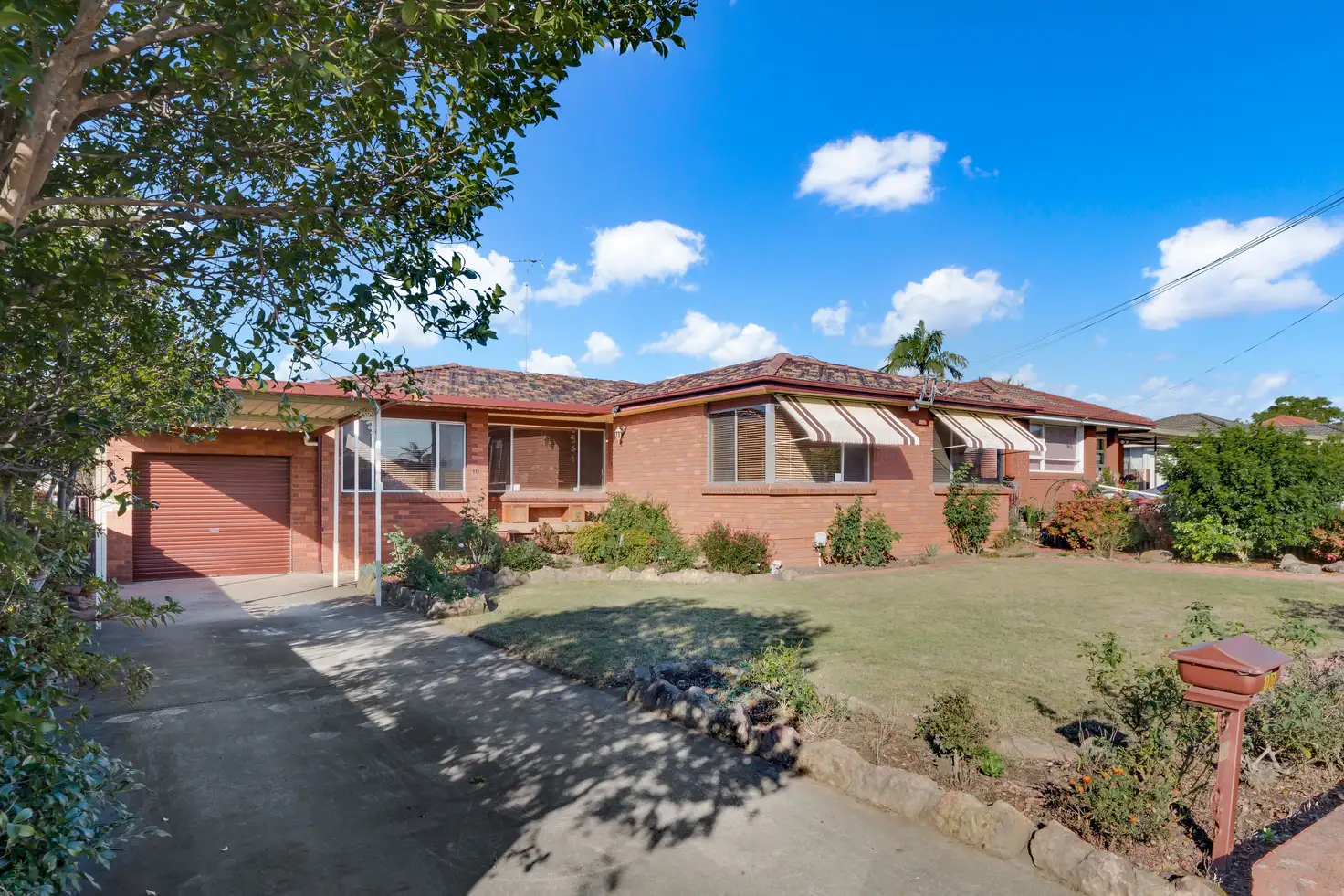 Main view of Homely house listing, 10 Edgar Street, Macquarie Fields NSW 2564