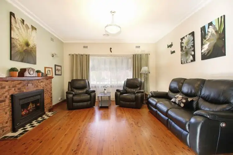 395 Kotthoff Street, Lavington NSW 2641