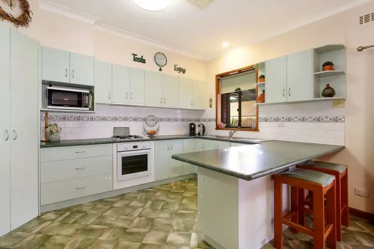 Seventh view of Homely house listing, 395 Kotthoff Street, Lavington NSW 2641