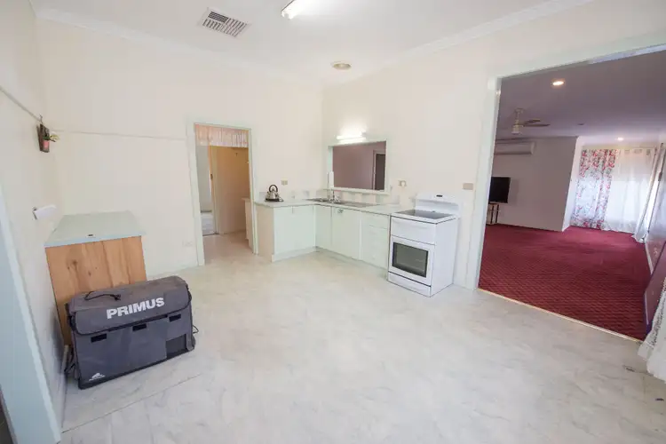 Sixth view of Homely house listing, 14 Parnee Street, Swan Hill VIC 3585