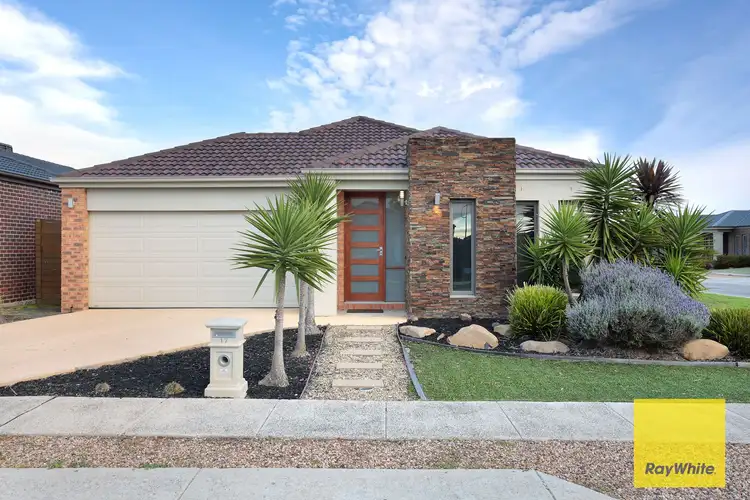 17 Keppel Way, Point Cook VIC 3030