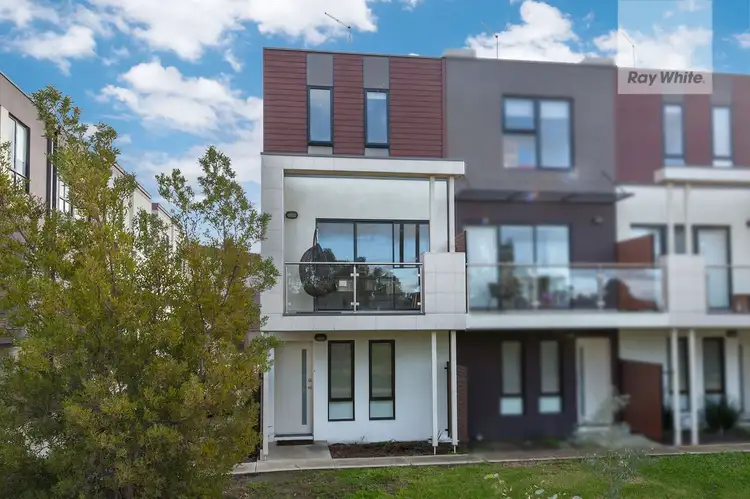 Second view of Homely house listing, 34 Alexander Circuit, Craigieburn VIC 3064