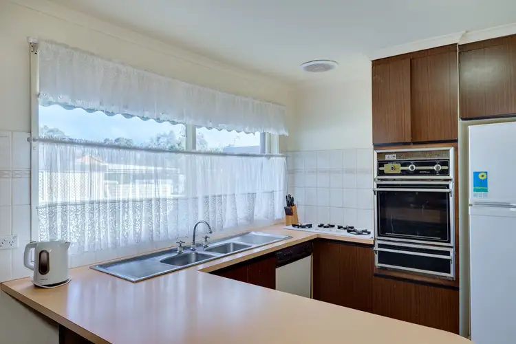Second view of Homely house listing, 5 Fifer Rise, Bundoora VIC 3083