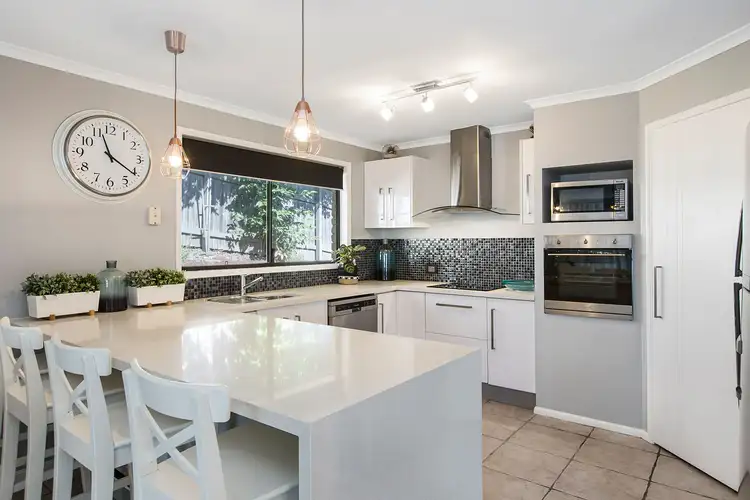 9 Candella Court, Eatons Hill QLD 4037