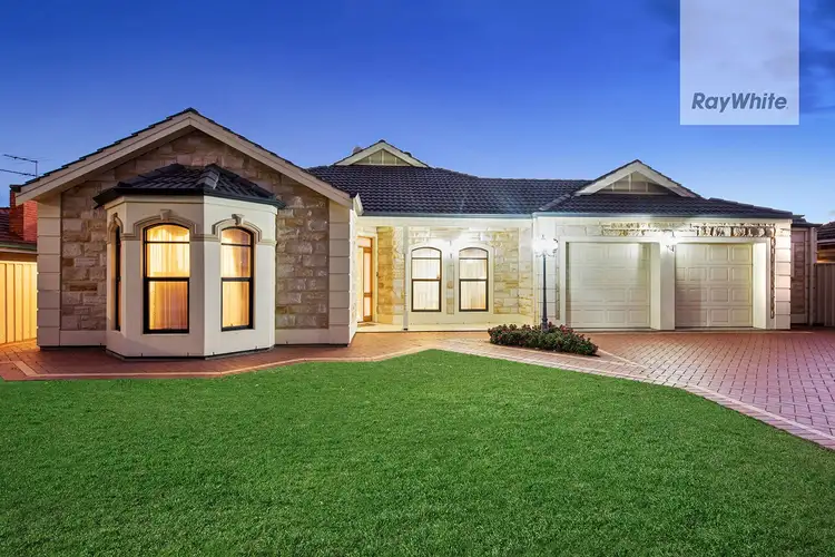 16 Pioneer Street, Seaton SA 5023