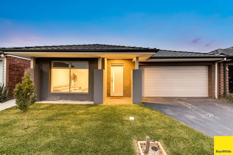 6 Boswell Place, Truganina VIC 3029