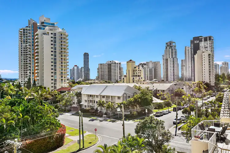 15/15 Pacific Street, Main Beach QLD 4217