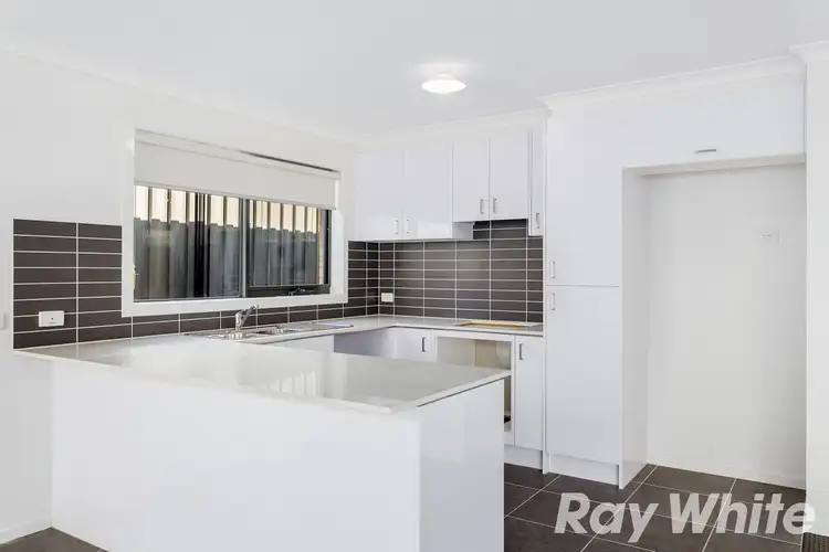 Third view of Homely unit listing, 28 Parkhead Circuit, Warragul VIC 3820