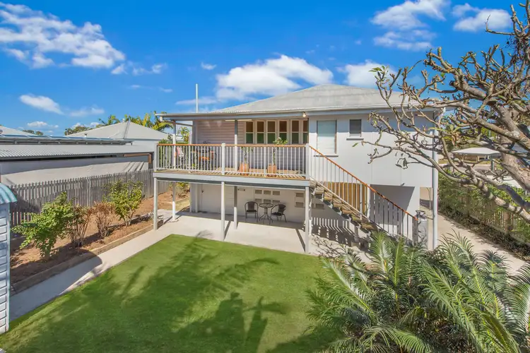 17 Shaw Street, West End QLD 4810