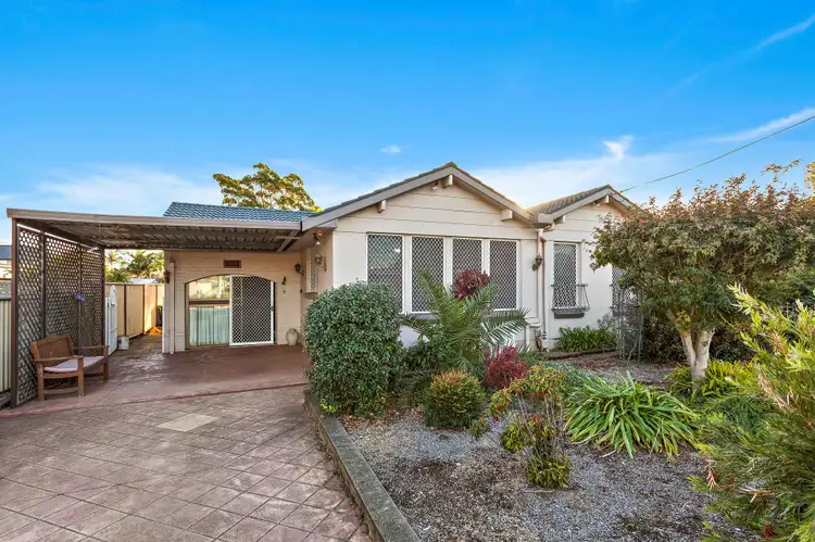 1B Hamilton Road, Albion Park NSW 2527