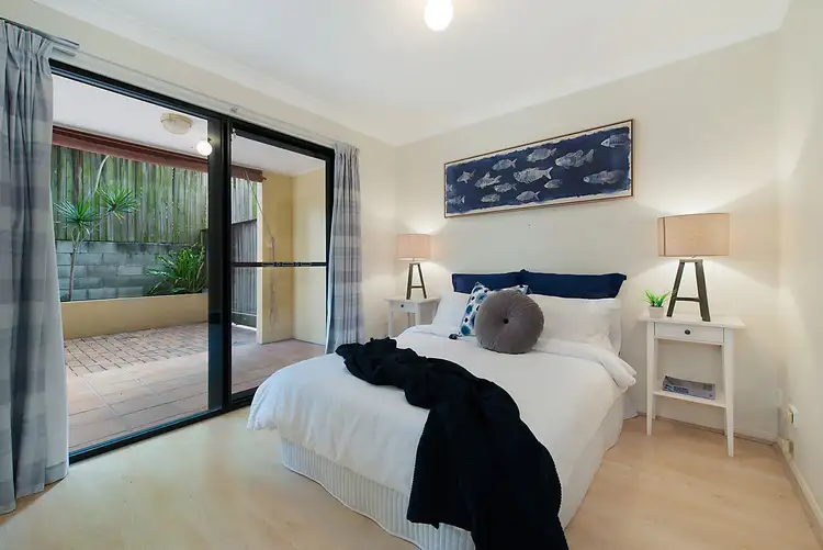 Sixth view of Homely unit listing, 8/2200 Logan Road, Upper Mount Gravatt QLD 4122